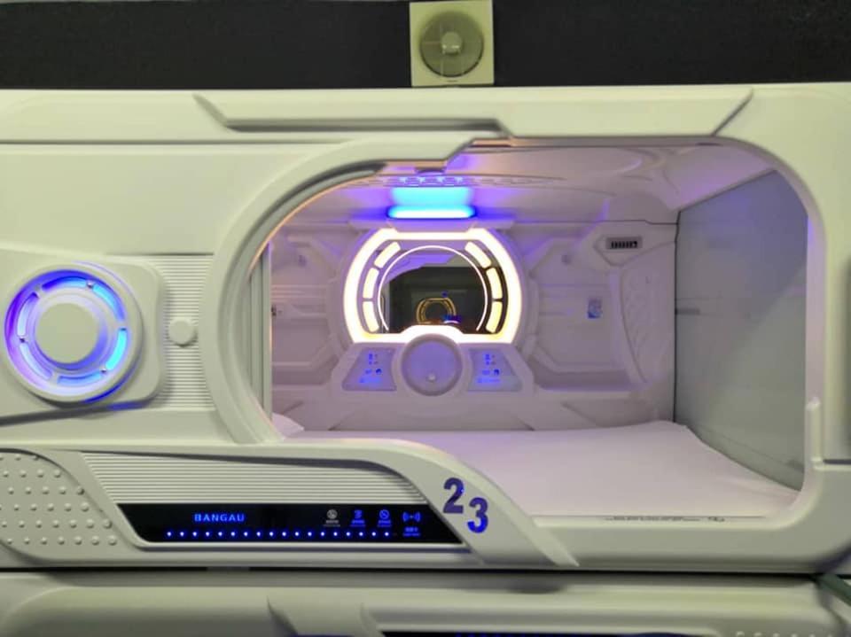 ספאנג Bangau - Short Term Rest Area Capsule Hotel מראה חיצוני תמונה