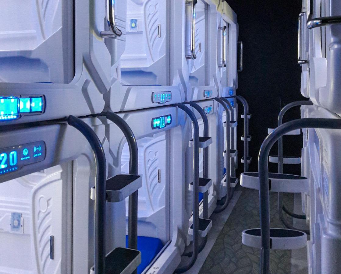 ספאנג Bangau - Short Term Rest Area Capsule Hotel מראה חיצוני תמונה